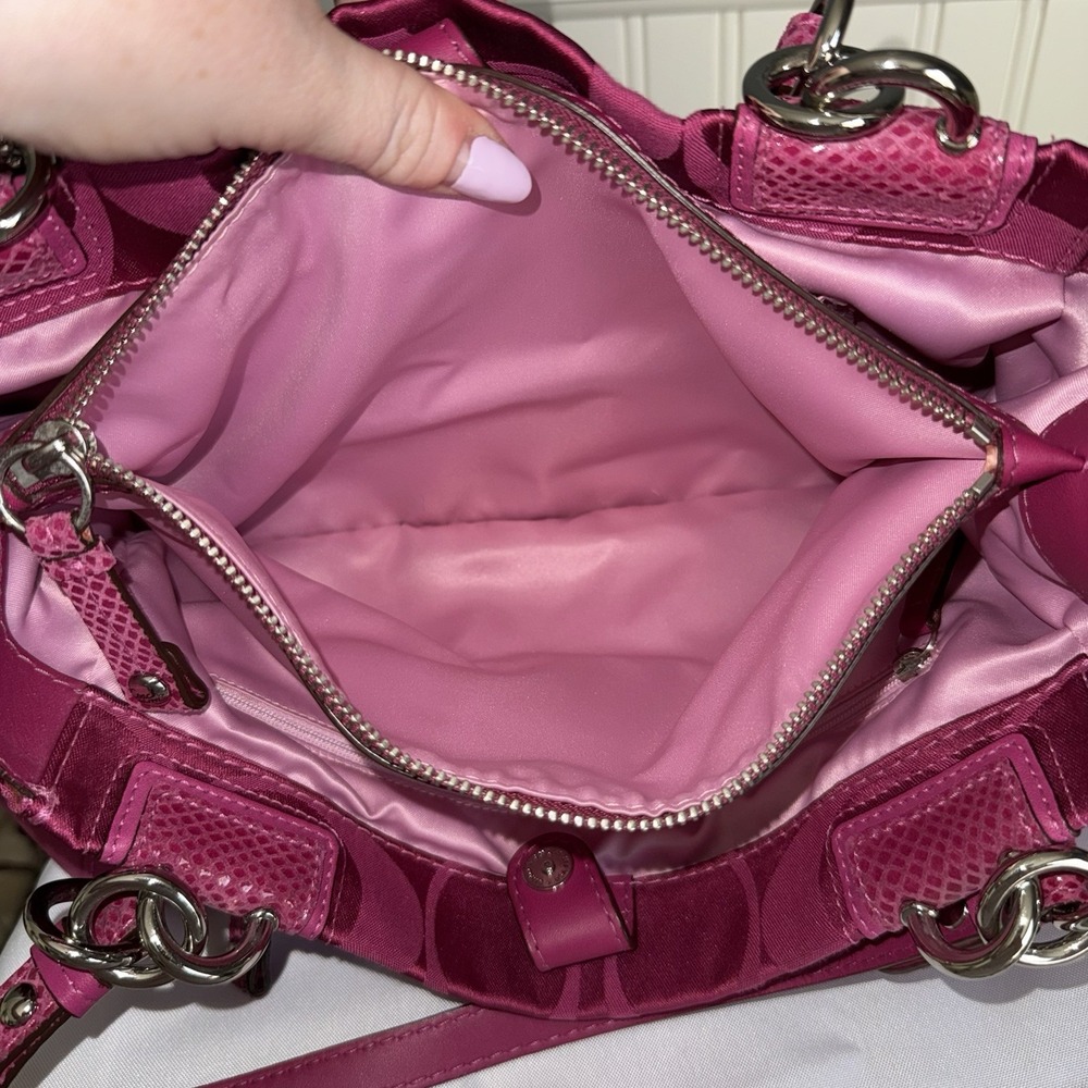 COACH Peyton Tote Bag Purse Signature Hot Pink Y2K Snakeskin Embossed Leather - Picture 10 of 16